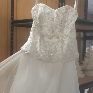 Wedding gown